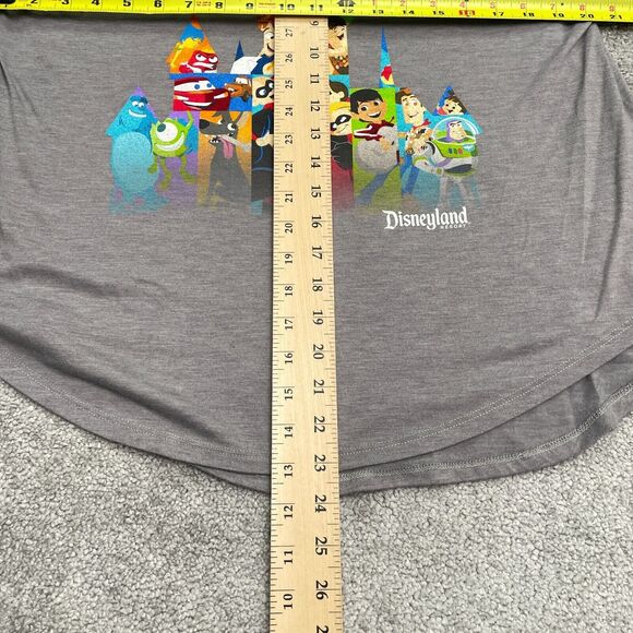 Dineyland Pixar Fest 2018 Graphic T-Shirt Womens Large Gray Short Sleeve Tee - Picture 7 of 9